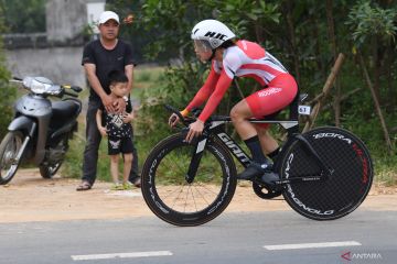 Ayustina raih perak di Kejuaraan Asia Balap Sepeda Trek 2022
