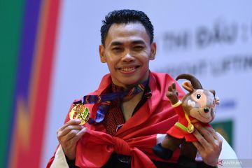 SEA Games 2021: Eko Yuli sabet medali emas angkat besi