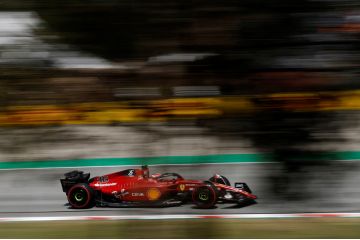 Leclerc pimpin finis 1-2 Ferrari di latihan pertama Grand Prix Spanyol