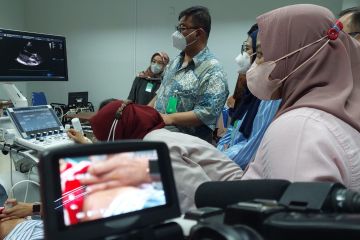 RSUD dr. Iskak Gelar Kuliah Tamu Pediatric Echocardiography