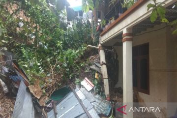 BPBD: Hujan dan kemiringan 45 derajat penyebab longsor di Samarinda
