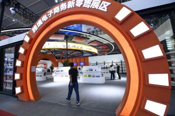 "E-commerce" lintas perbatasan China tunjukkan momentum kuat