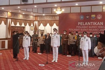 Gubernur Jambi lantik tiga penjabat bupati