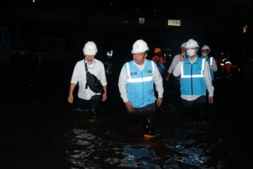 PLN hentikan sementara listrik di area terdampak banjir rob Semarang