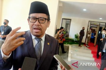 Anggota DPR: Dani Ramdan harus ubah mental birokrat Bekasi