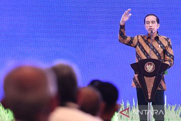 Presiden: Inflasi terkendali karena pemerintah tahan harga BBM-listrik