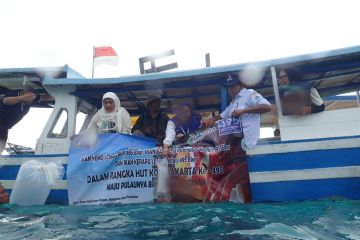 Hingga Mei, 4.000 benih ikan dilepas di perairan Kepulauan Seribu