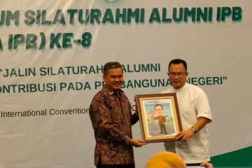 HA Alumni IPB luncurkan program orang tua asuh 500 mahasiswa tak mampu