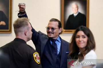 Aktor Johnny Depp hadiri sidang lanjutan