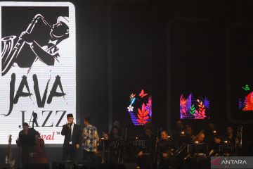 Kolaborasi Ahmad Dhani dan Ron King Big Band di Java Jazz Fsetival