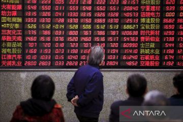 Saham China ditutup jatuh lagi, Indeks Shanghai turun 0,04 persen