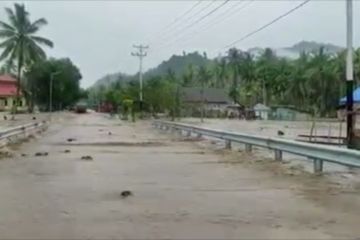 BMKG Ternate imbau masyarakat Malut waspadai bencana banjir