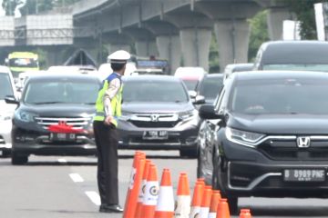 H+1, Contraflow diberlakukan di KM 47 Tol Jakarta-Cikampek