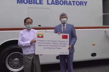 Jarum suntik vaksin COVID-19 sumbangan China tiba di Myanmar