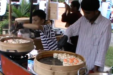 Makassar Culinary Night sosialisasikan pembayaran digital