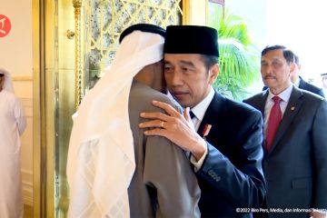 Singgah di UEA, Jokowi sampaikan dukacita wafatnya Sheikh Khalifa
