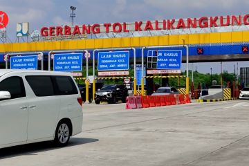 One way dari Tol Kalikangkung menuju Jakarta mulai diterapkan