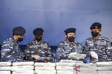 TNI AL musnahkan 179 kilogram kokain