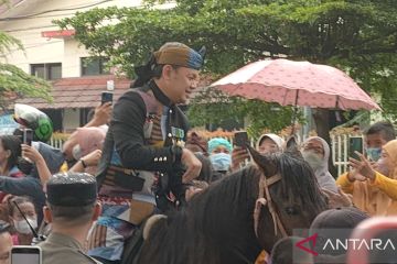 Forkopimda naik kuda disambut riuh warga di acara Hari Jadi Bogor