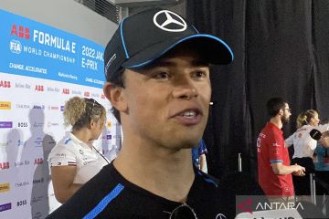 Nyck De Vries main ke rumah Sean Gelael jelang balapan Jakarta E-Prix