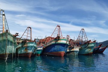 Melihat posisi politis dan strategis Kepri di tingkat nasional