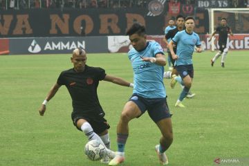 Babak pertama usai Persija Jakarta ketinggalan 0-1 dari Sabah FC