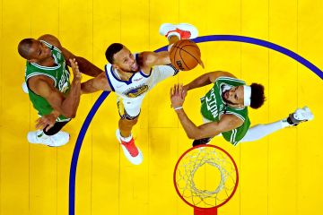 Warriors bangkit di Gim 2 untuk samakan kedudukan dengan Celtics