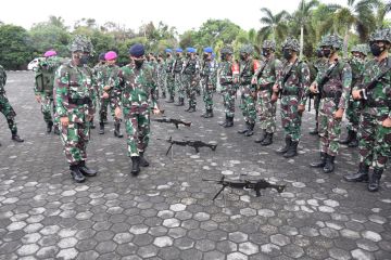 TNI AL gelar latihan operasi pertahanan pantai di Tanjungpinang