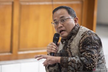 Dodi Reza Alex Noerdin Jalani Sidang di Palembang