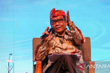 Mahfud MD: Jangan ganggu independensi Polri dengan pesan politik