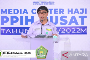 13 calon haji sempat tertunda keberangkatannya karena positif COVID-19