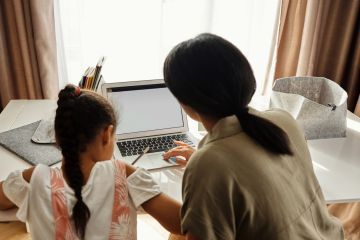 Identifikasi potensi anak melalui platform edukasi digital