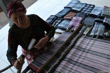 Museum Tekstil pamerkan tenun tiga pulau dalam rangkaian HUT RI