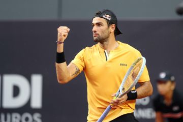 Berrettini berjuang keras untuk melaju ke final Stuttgart