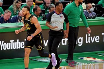 Statistik Gim 4 Final NBA: Akurasi tripoin Curry begitu mencolok