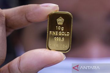 Harga emas Antam turun Rp7.000 per gram