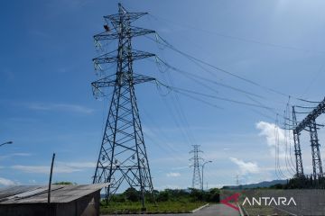 PLN aliri listrik tiga pembangkit dukung sektor pariwisata di Baubau