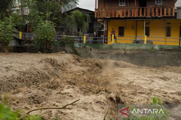 BMKG: Tujuh daerah di Sulteng berstatus waspada hujan lebat