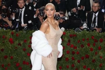 Gaun Marilyn Monroe dikabarkan rusak setelah dikenakan Kim Kardashian