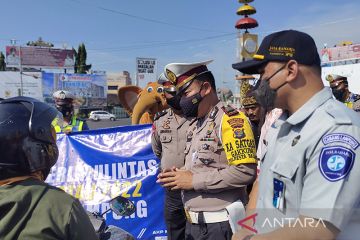 Polisi kenakan 111 tilang ETLE Operasi Krakatau di Bandarlampung