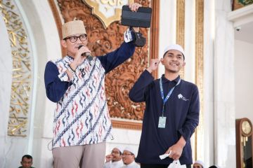 Sandiaga Uno: Santri harus masuk ke dalam ekosistem digital