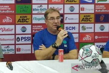 Robert tetap targetkan Persib juara grup meski tiga pemain kunci absen