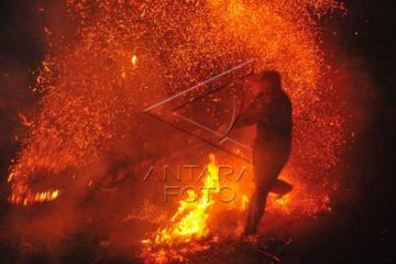 Tradisi Perang Obor Di Jepara  