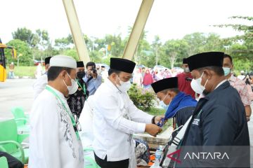 Wabup Siak lepas 107 calon haji