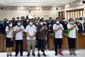 Mahasiswa KKN IPB diajak promosikan keindahan Nusa Penida