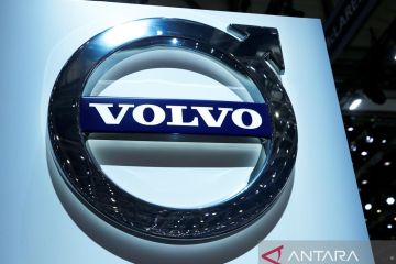 Volvo gabung dengan standar pengisian daya mobil listrik Tesla di AS