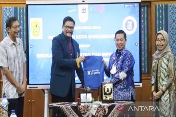 Tim STEI ITB survei kesiapan transformasi digital di Banjarmasin