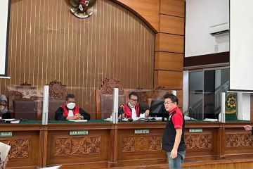 Jaksa tuntut enam tahun penjara terhadap pengacara Alvin Lim