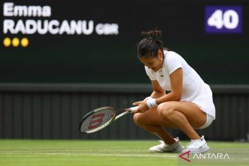 Tak berdaya, juara AS Terbuka Emma Raducanu tersingkir dari Wimbledon 2022