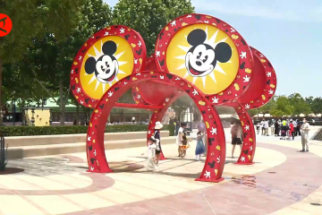 Disneytown dan Shanghai Disneyland Hotel kembali beroperasi